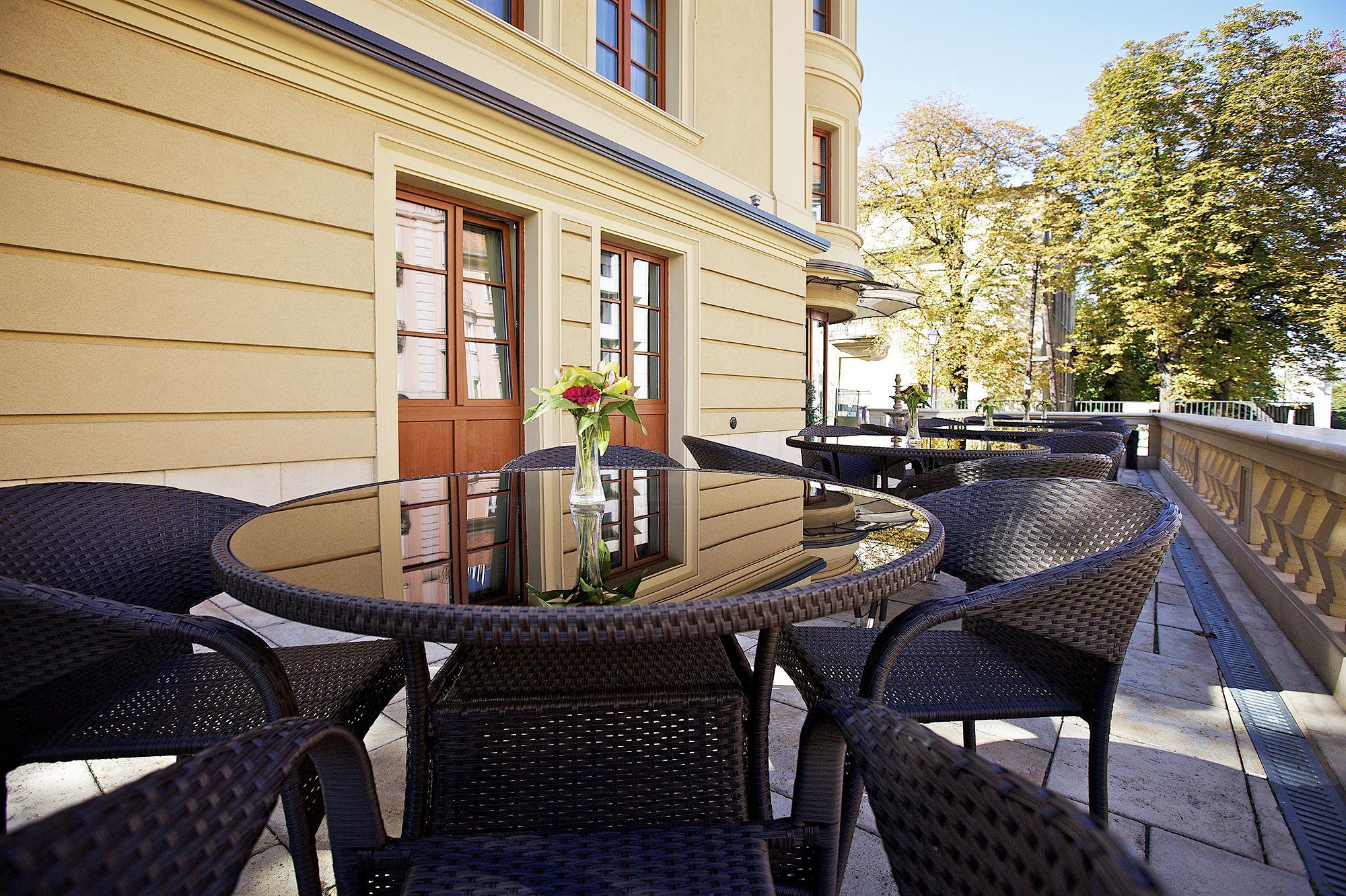 Gold Apartments Будапеща Екстериор снимка