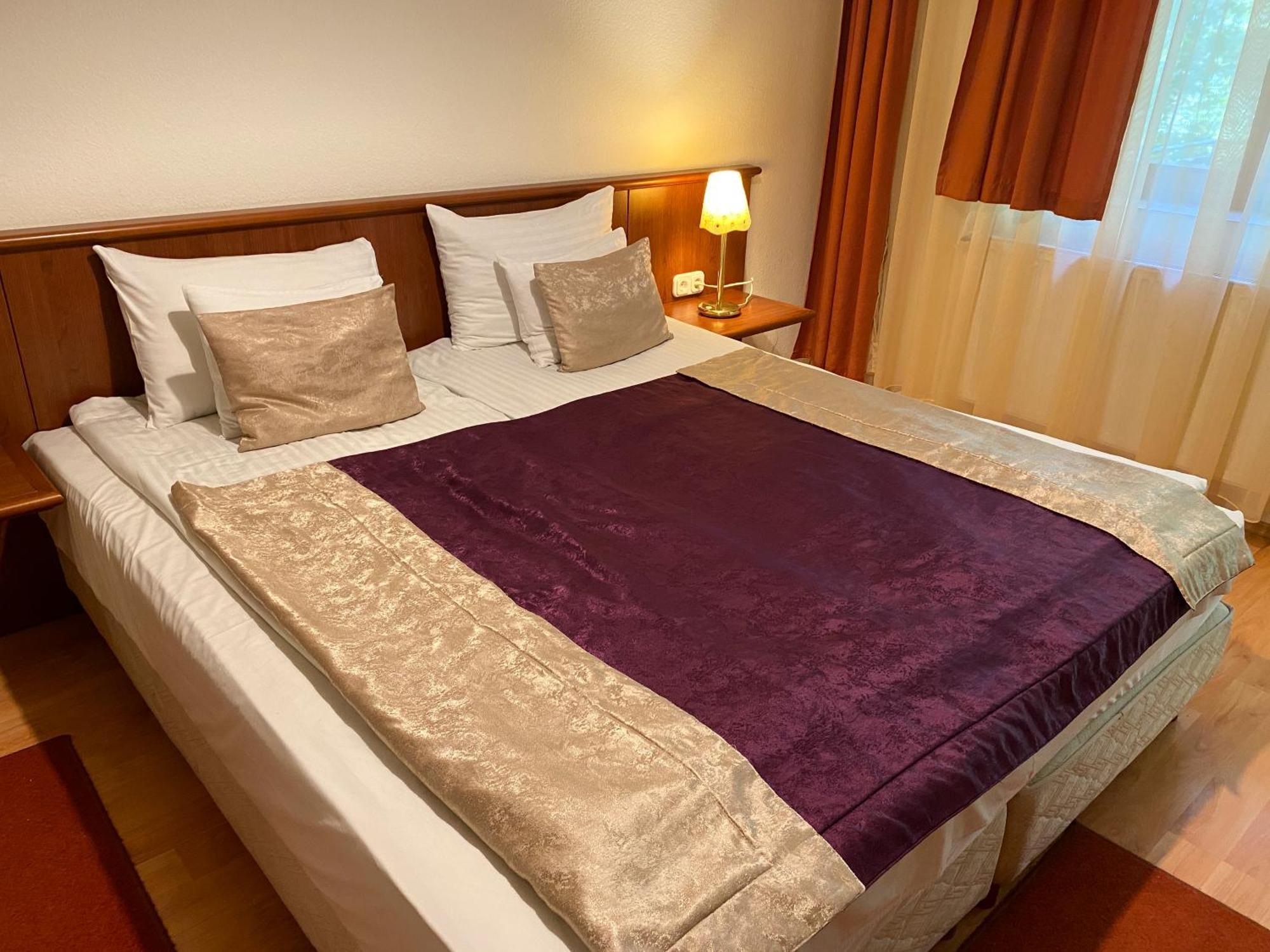Gold Apartments Будапеща Екстериор снимка