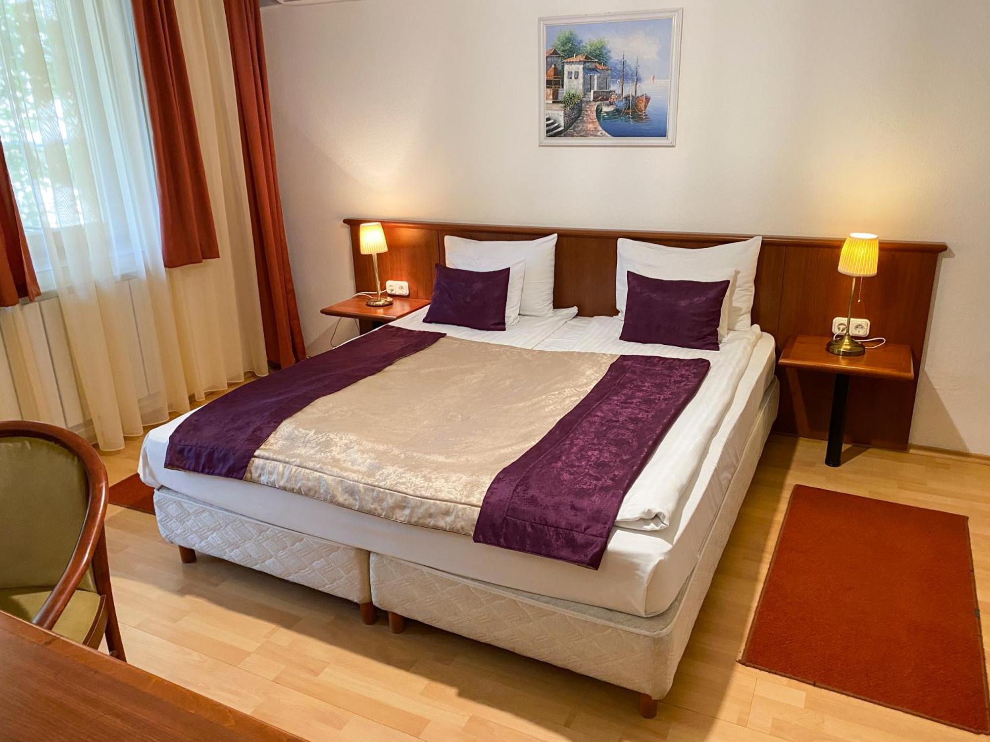 Gold Apartments Будапеща Екстериор снимка